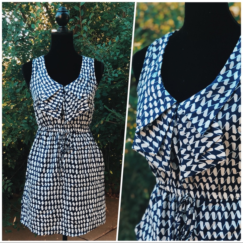 👗White/Blue Print Bow Detail Sleeveless Dress👗